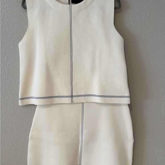 Zara Cream Sleeveless knit set trimmed in navy - Picture 2 of 3